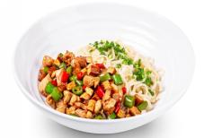 Spicy chicken noodles